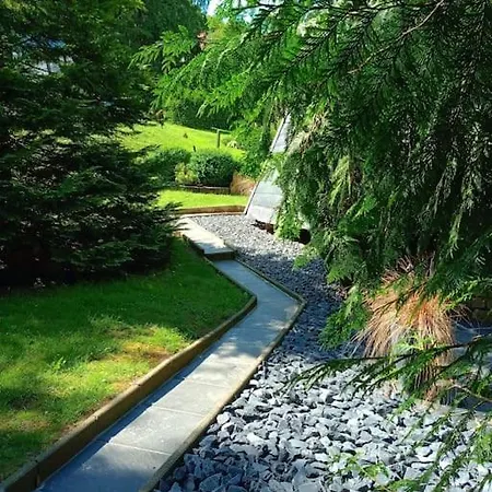 Micro Maison Isba Sedan Chalet *